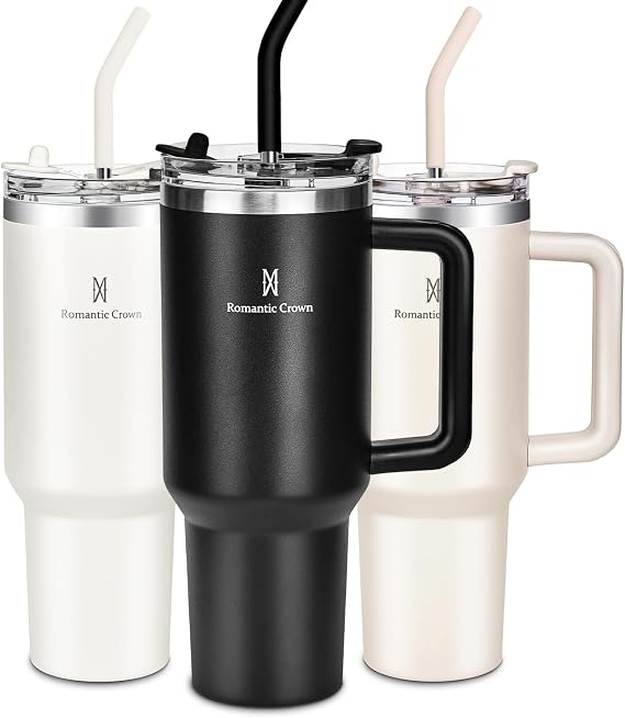 Copo térmico com alça e canudo · 1,18 L